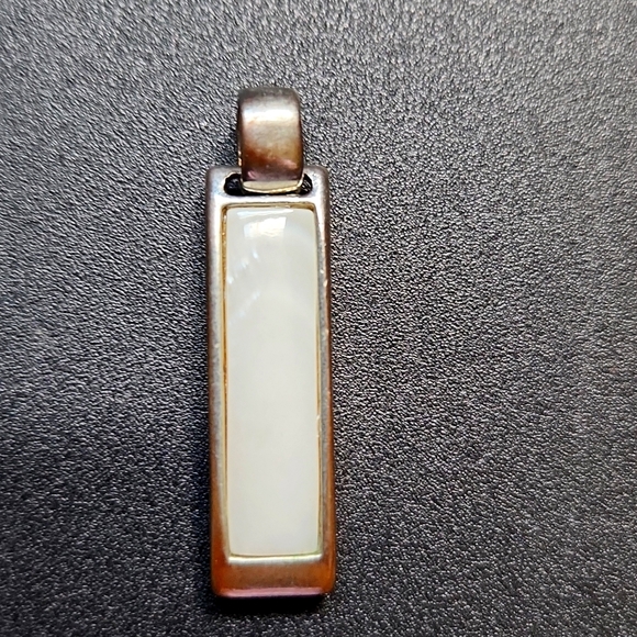 Lia Sophia Reverse Black/White Pendant - Picture 2 of 2